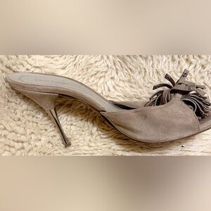 DENIS- Taupe Suede Open-Toe Tassel Slip-On Mules (Rare)👡